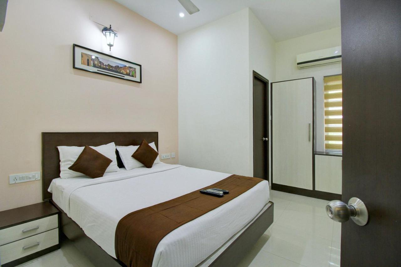Rd Towers Hotell Chennai Exteriör bild