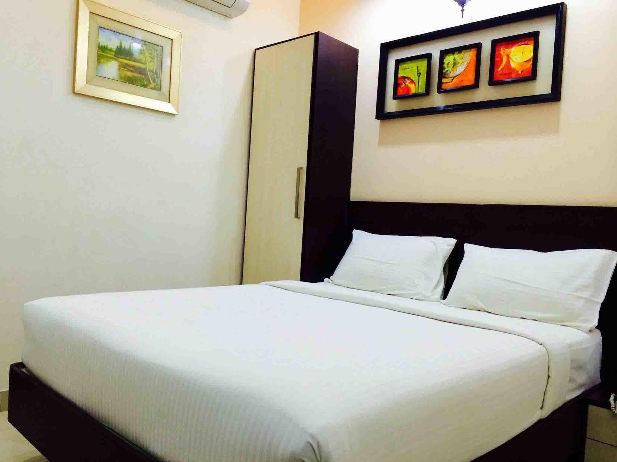 Rd Towers Hotell Chennai Exteriör bild