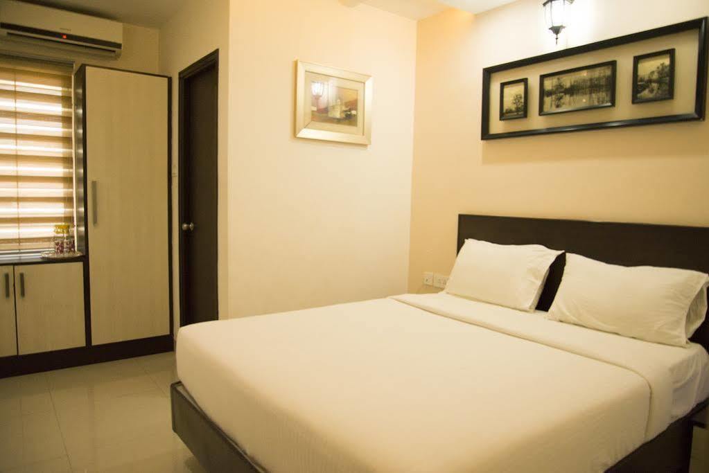 Rd Towers Hotell Chennai Exteriör bild