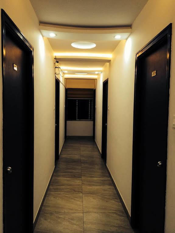 Rd Towers Hotell Chennai Exteriör bild