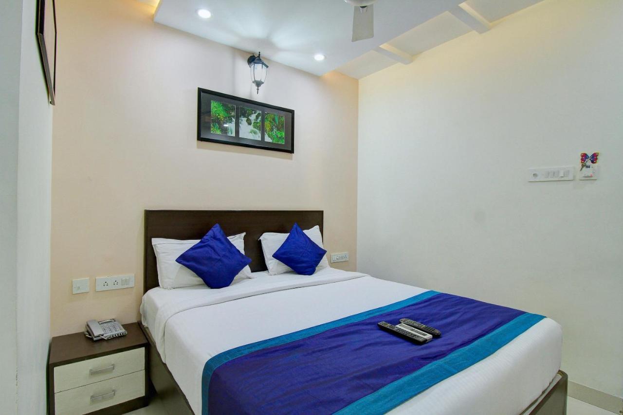 Rd Towers Hotell Chennai Exteriör bild